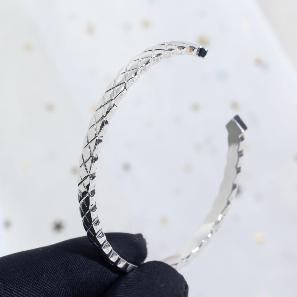 Chanel Crush Bracelet Open Cuff Silver