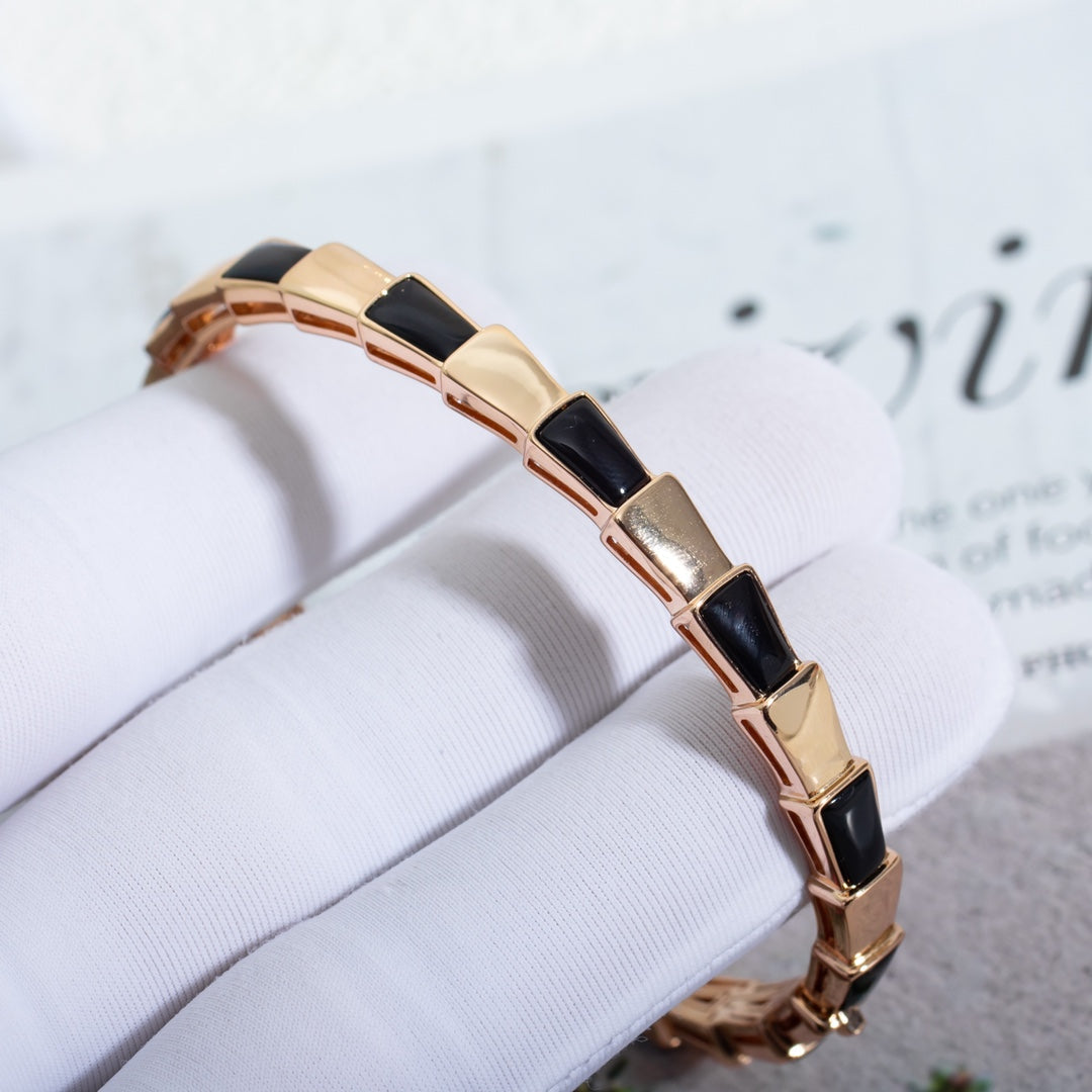 BVLGARI SERPENTI BRACELET PINK GOLD ONYX