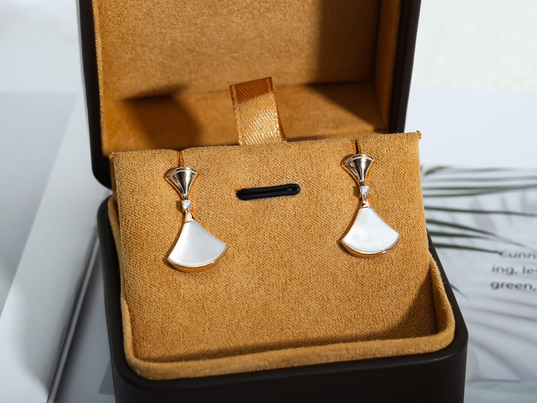 BVLGARI DREAM MOP PINK GOLD EARRINGS