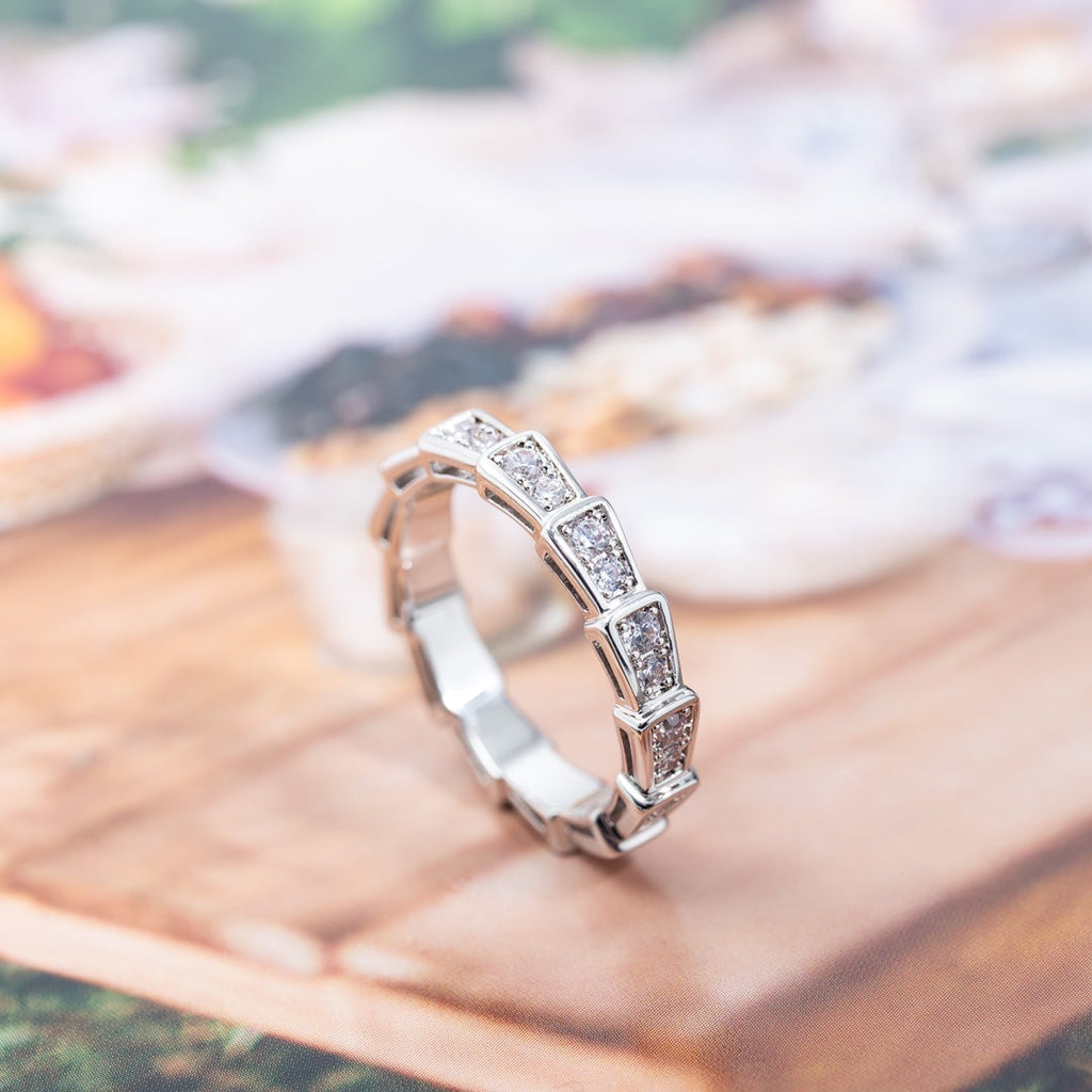 BVLGARI SERPENTI RING SILVER DIAMOND PAVED 3MM