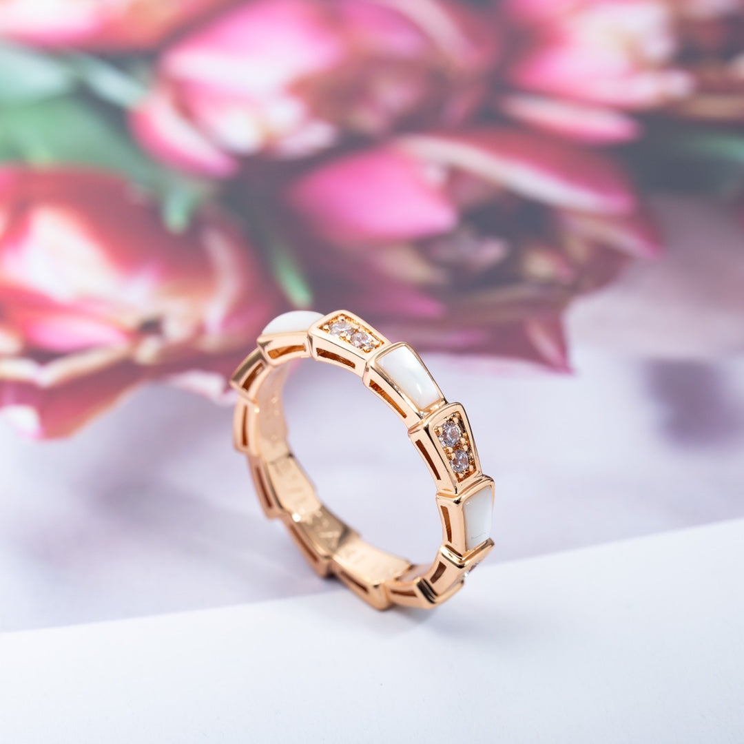 BVLGARI SERPENTI RING PINK GOLD DIAMOND MOP 3MM