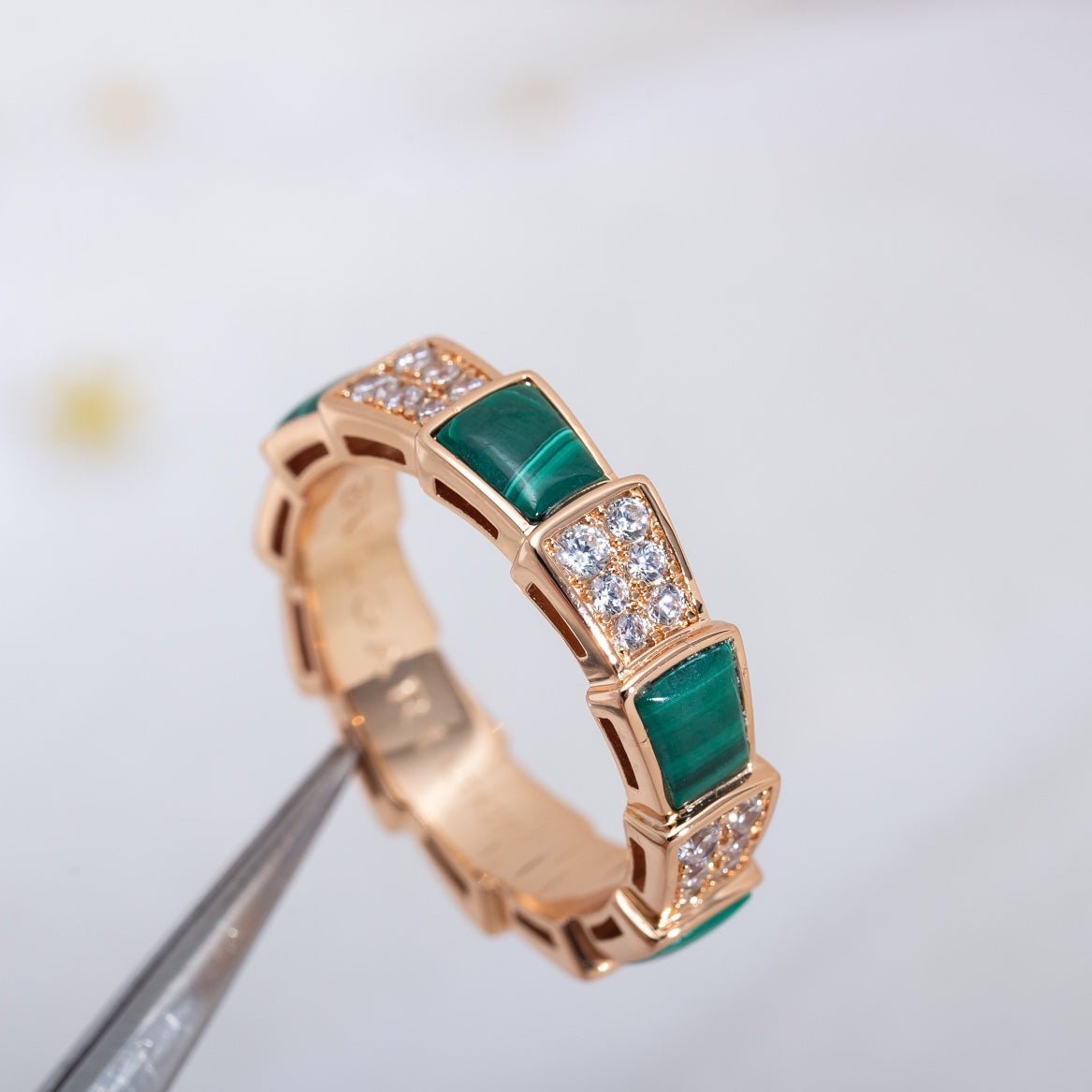 BVLGARI SERPENTI RING PINK GOLD MALACHITE DIAMOND PAVED 4MM