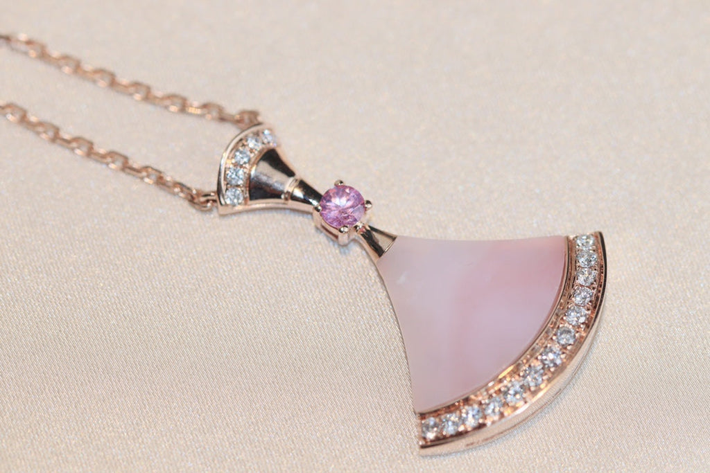 BVLGARI DREAM NECKLACE PINK MOP DIAMOND