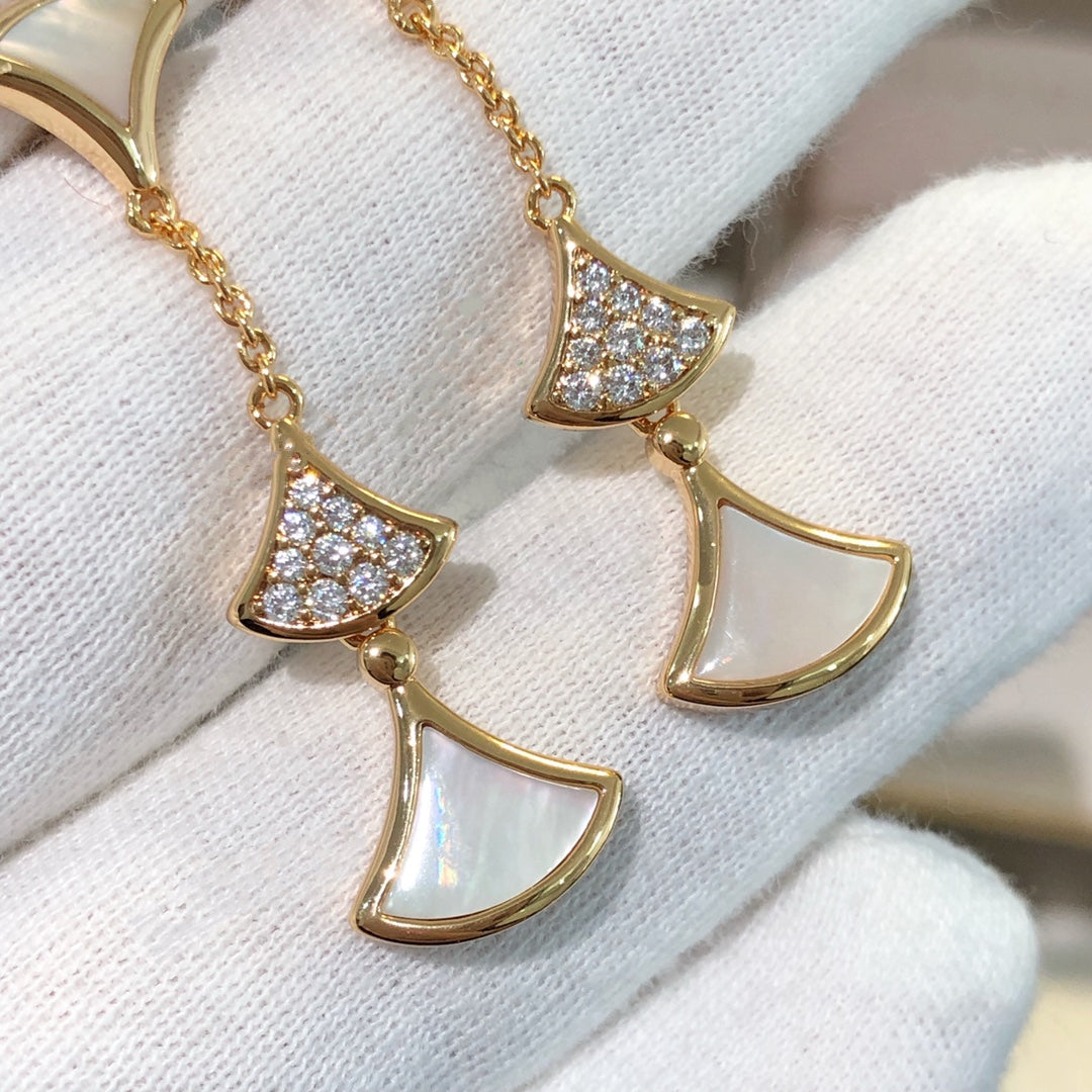 BVLGARI DREAM EARRINGS 3 MOTIFS DIAMOND MOP PINK GOLD