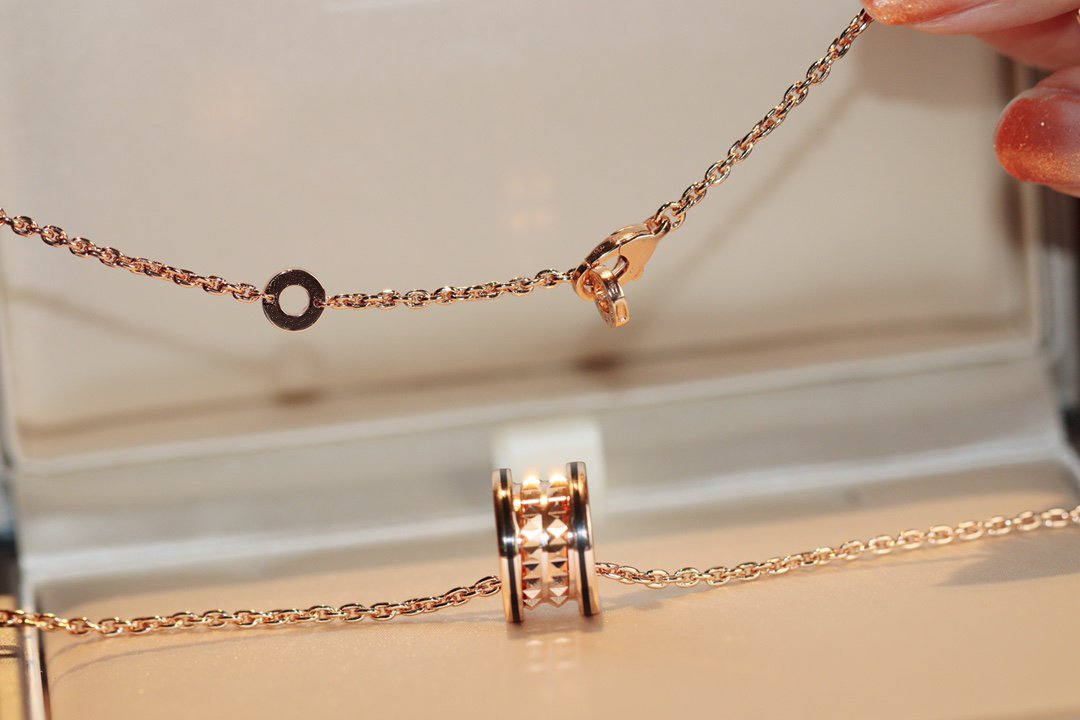 BVLGARI ZERO 1 ROCK PEDANT PINK GOLD BLACK NECKLACE