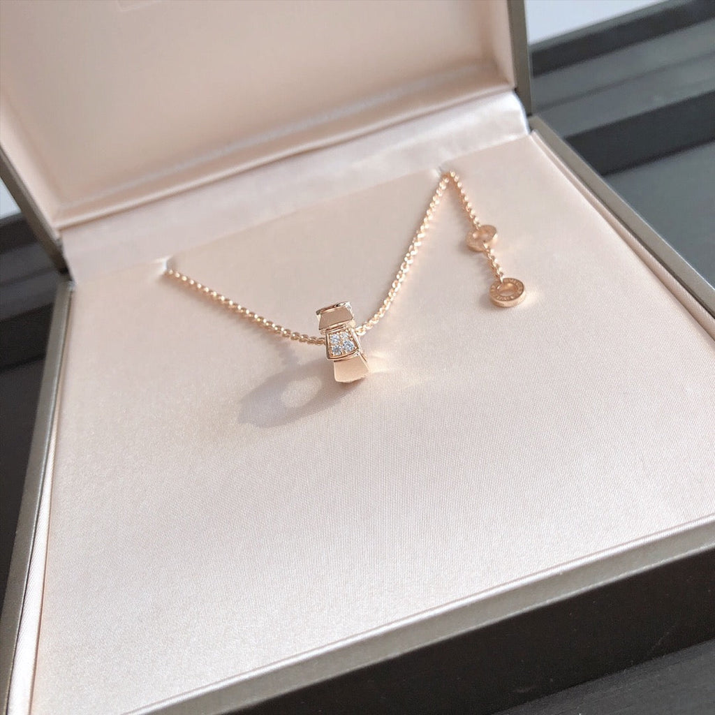 BVLGARI SERPENTI PEDANT DIAMOND PINK GOLD NECKLACE