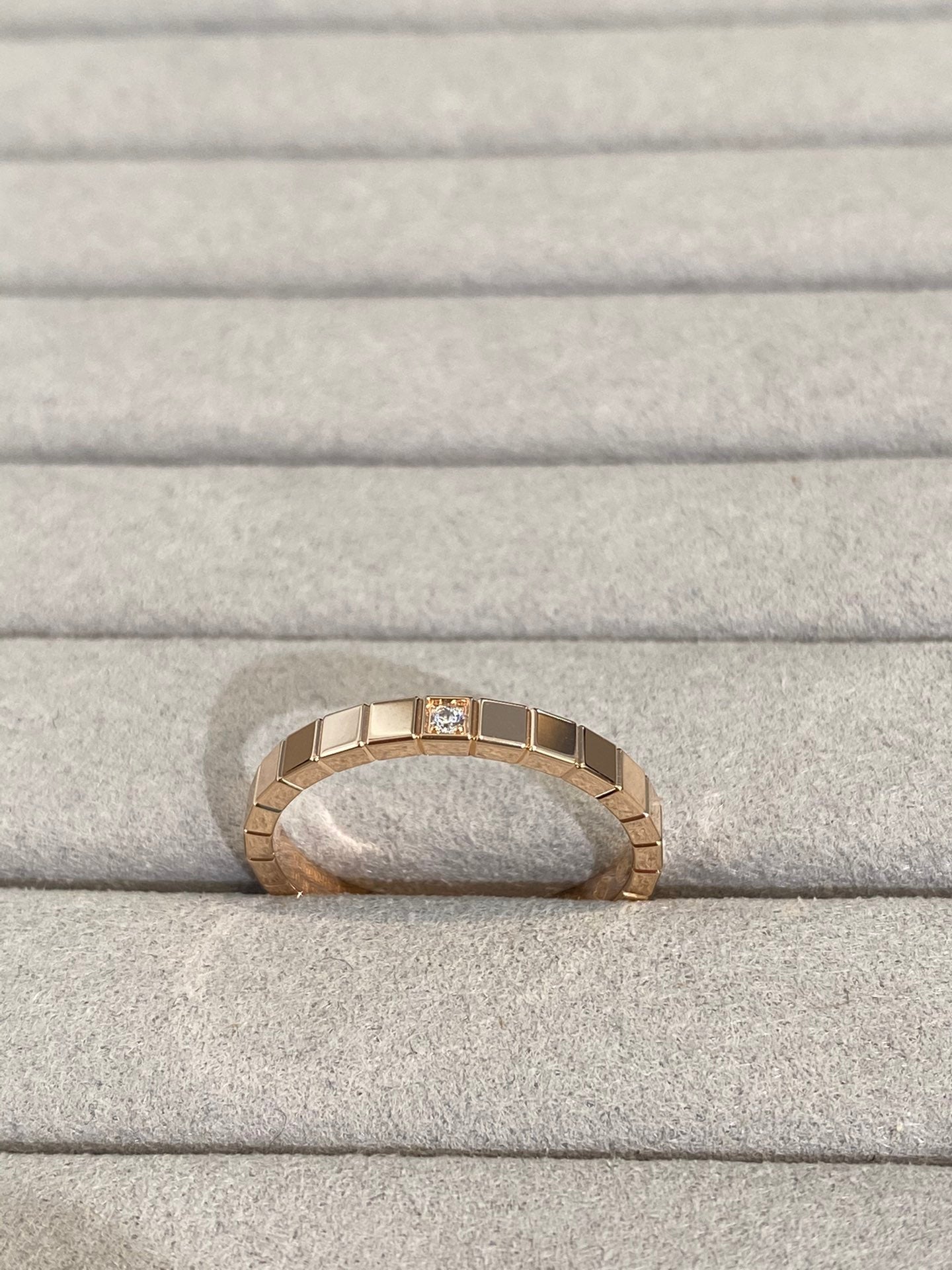CHOPARD ICE CUBE PINK GOLD RING