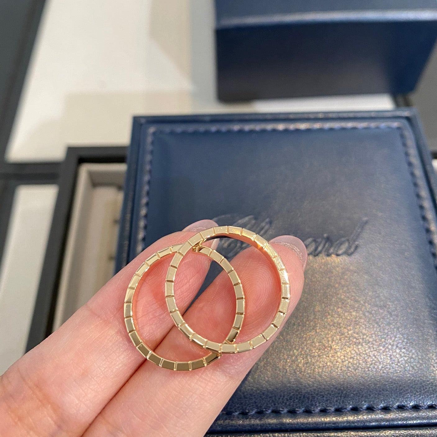 CHOPARD ICE CUBE PINK GOLD RING