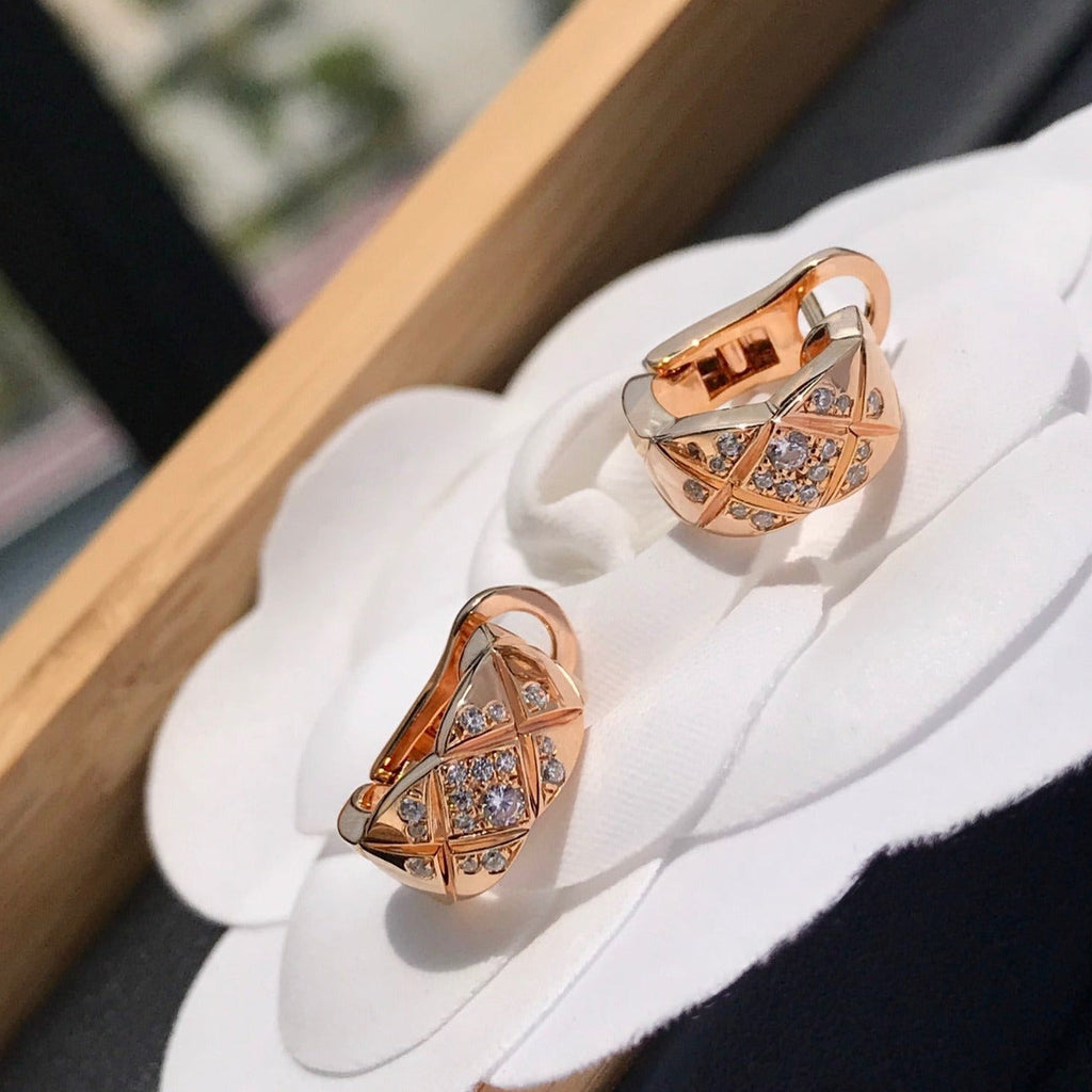 Chanel Crush Diamond Pink Gold Earrings