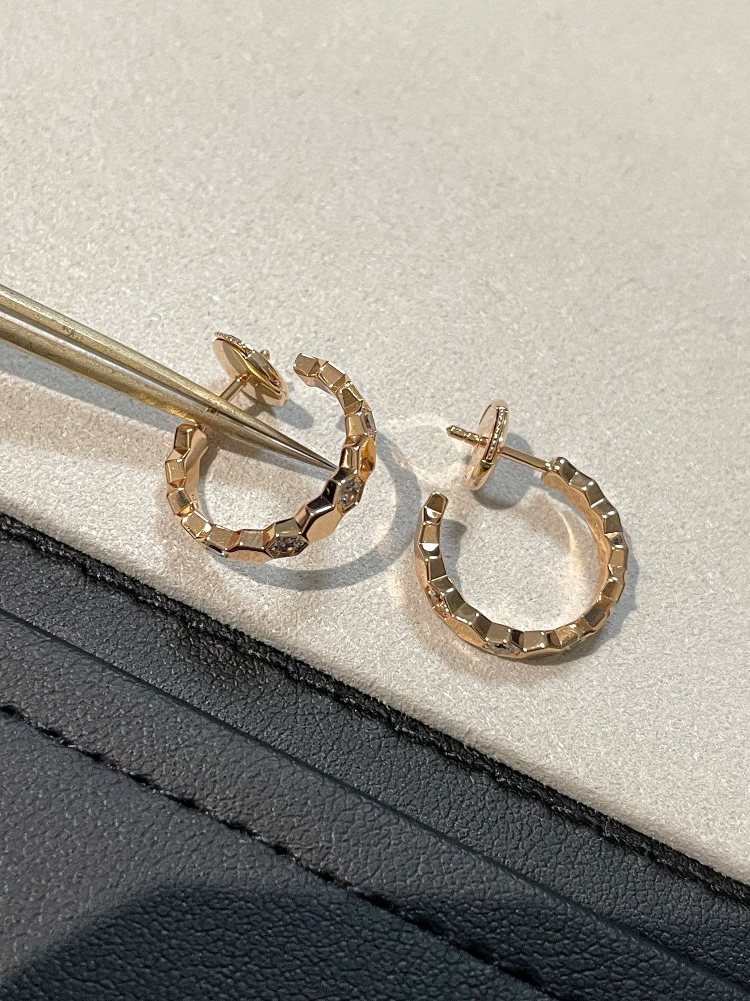 CHAUMET HONEE PINK GOLD DIAMOND HOOP EARRINGS