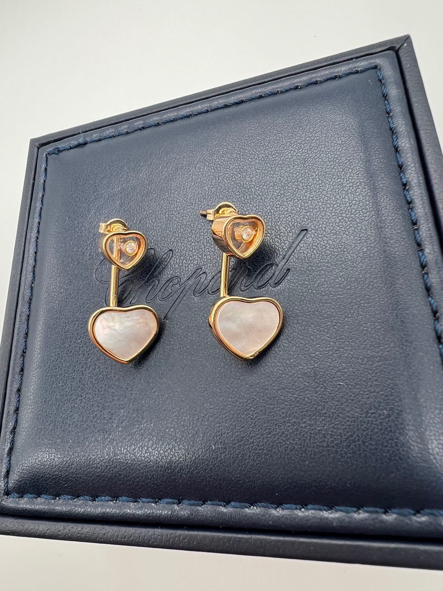 CHOPARD HAPPY HEART PINK GOLD DROP EARRINGS