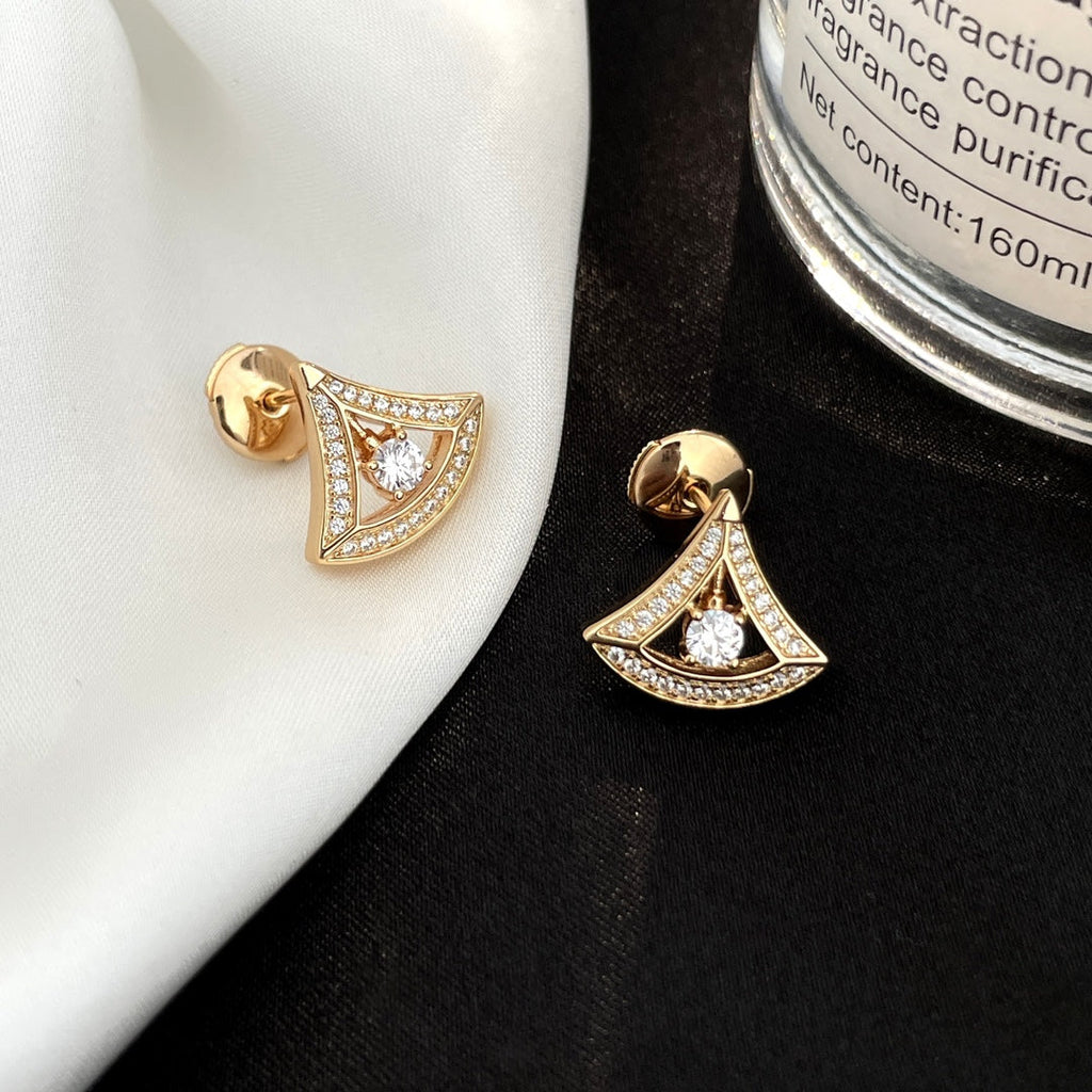BVLGARI DREAM MINI DIAMOND STUD EARRINGS