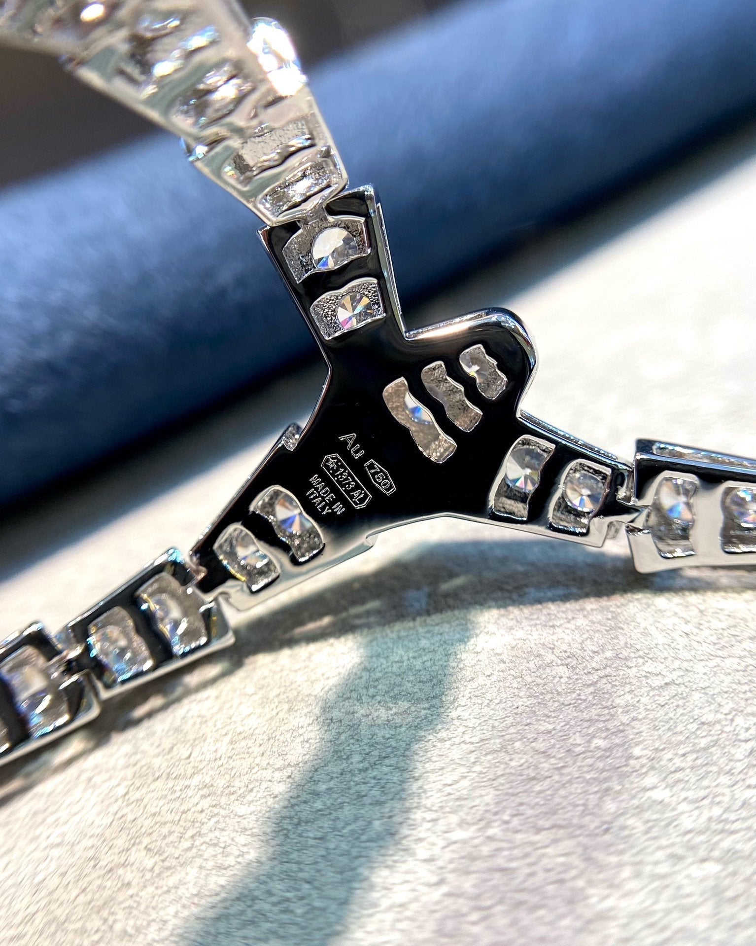 BVLGARI SERPENT DIAMOND PAVED SLIM SILVER NECKLACE