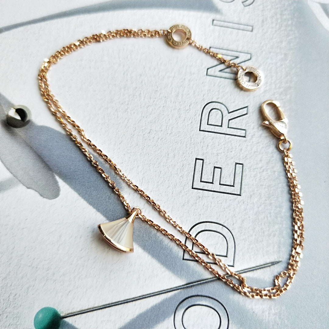 BVLGARI DREAM 1 MOTIF MOP PINK GOLD DOUBLE CHAIN BRACELET