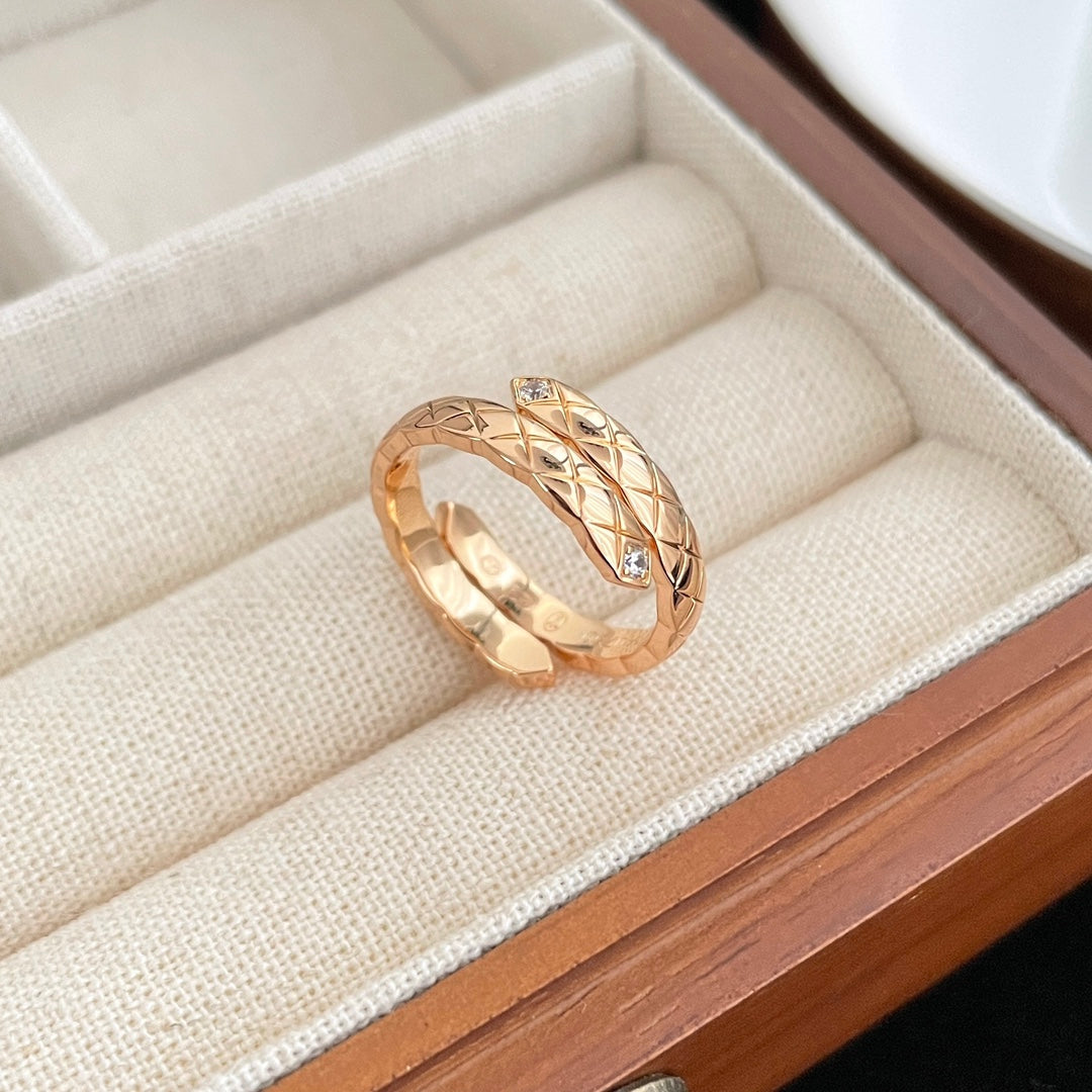 Chanel Crush Toi Et Moi Ring Pink Gold
