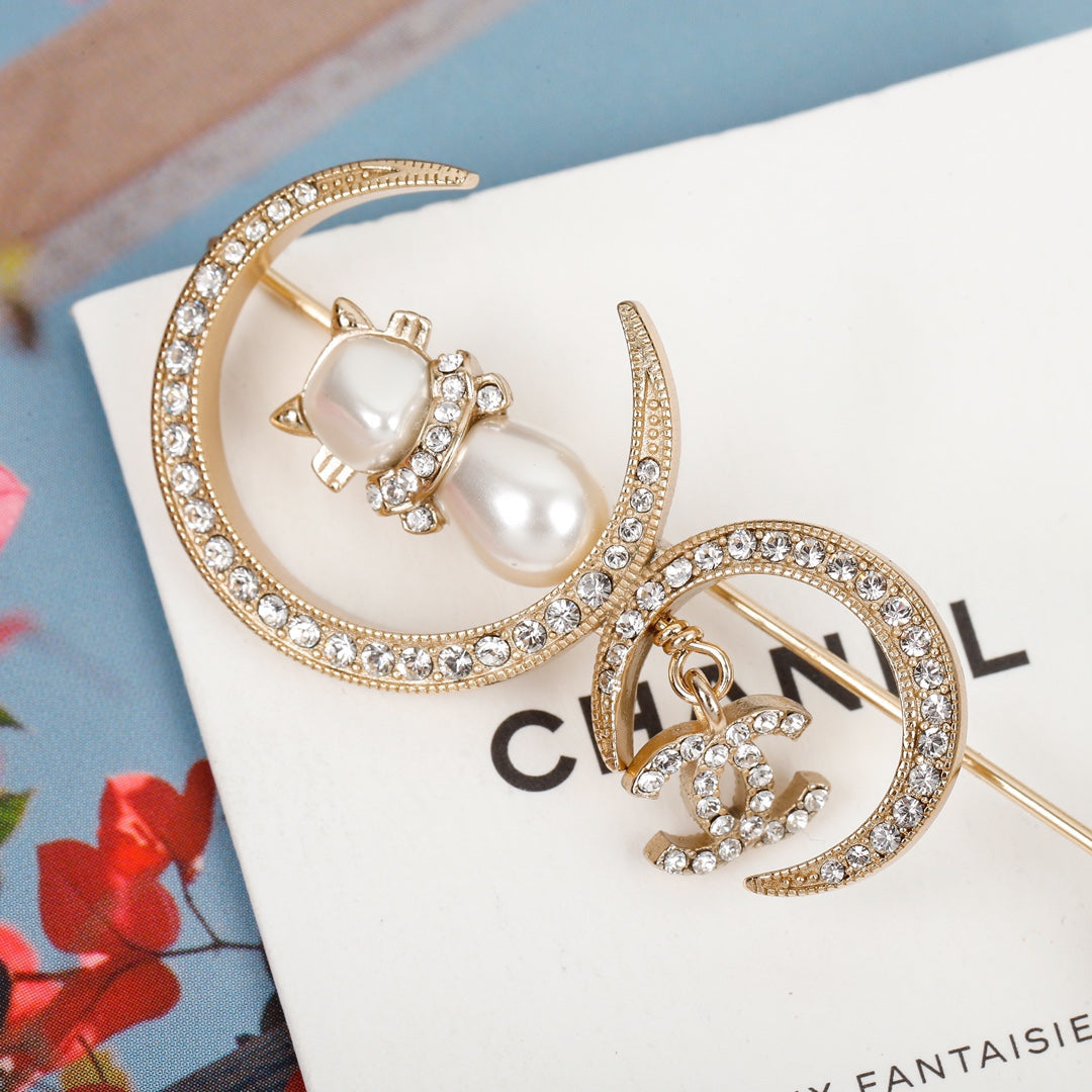 Chanel Brooch 158133