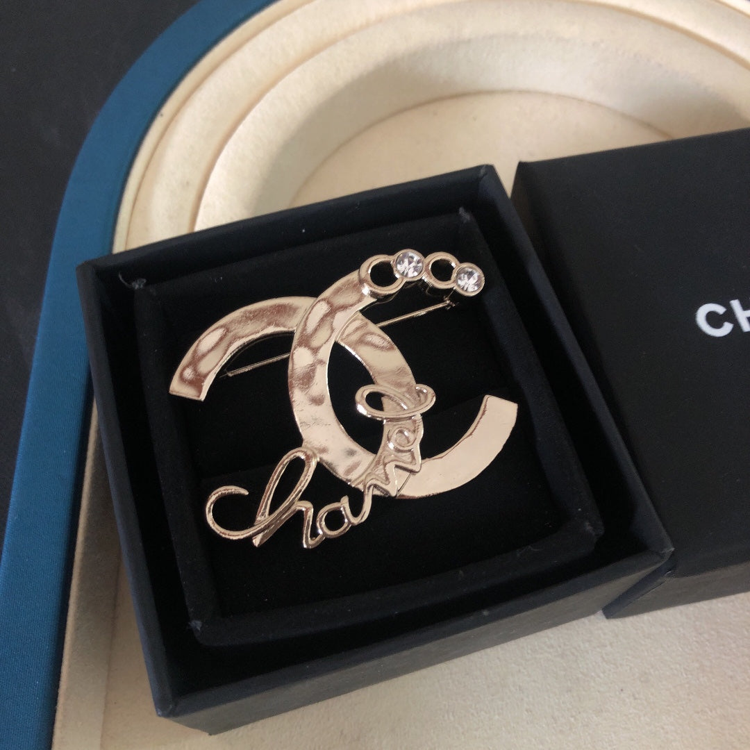Chanel Brooch Pink Gold 159602