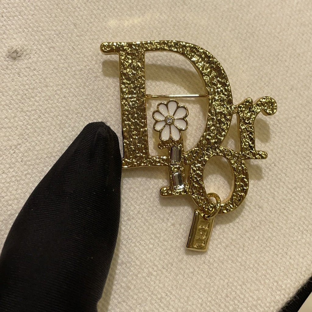 DIOR CD Brooch 07