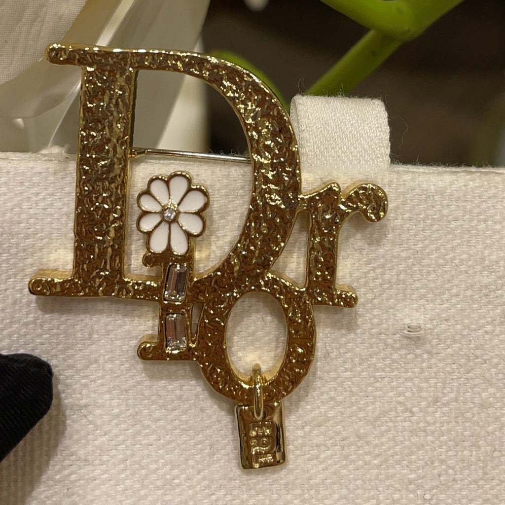DIOR CD Brooch 07