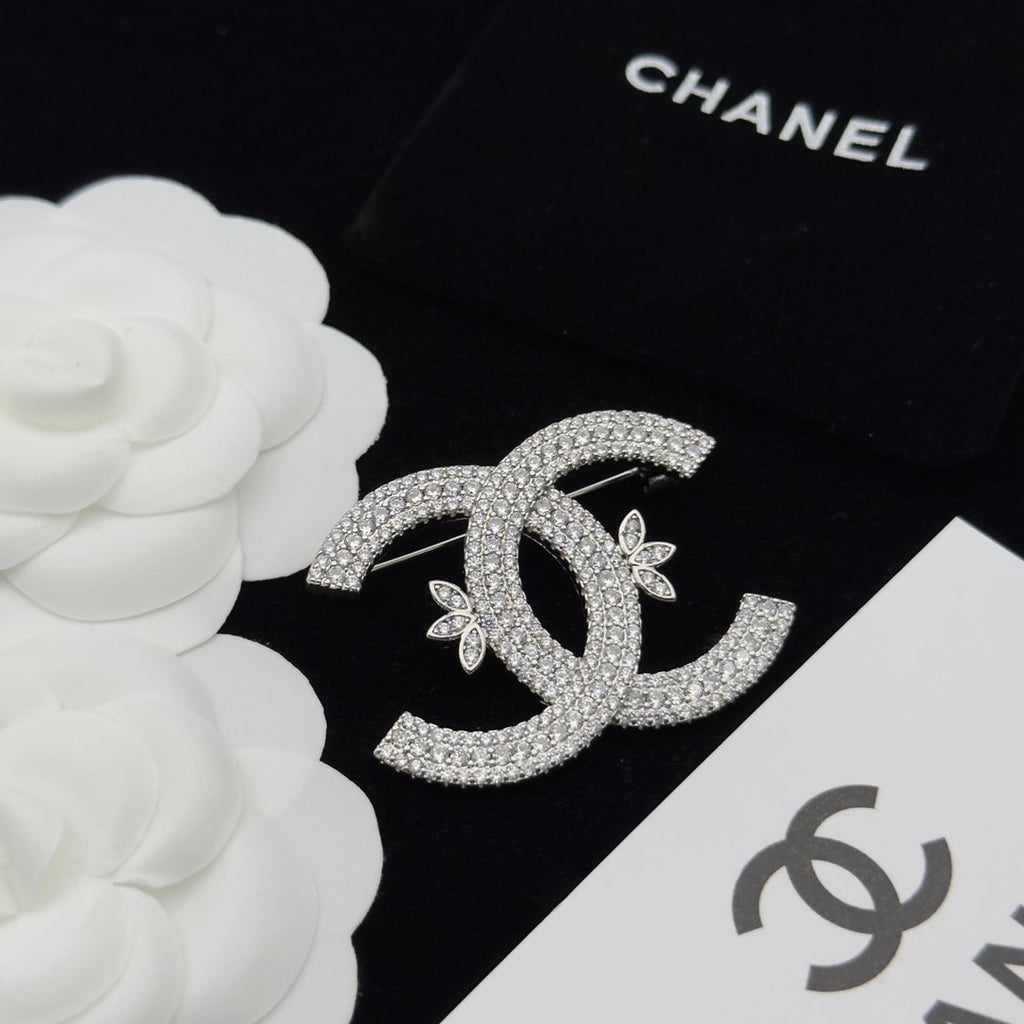 Chanel Brooch Silver 173157