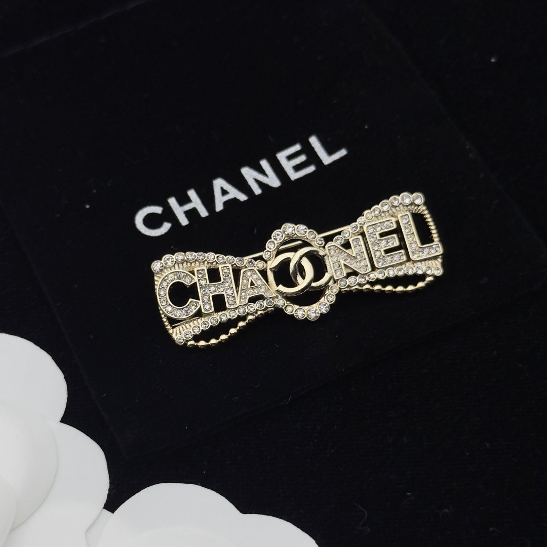 Chanel Brooch Gold 173219