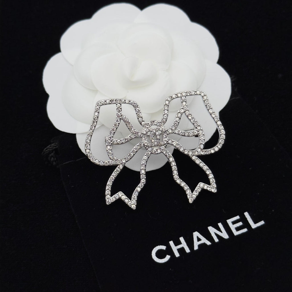 Chanel Brooch Silver 173222