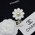 Chanel Brooch Gold White 173225