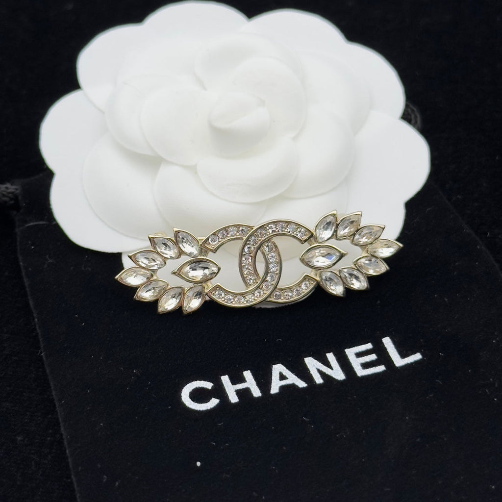 Chanel Brooch Gold 173331