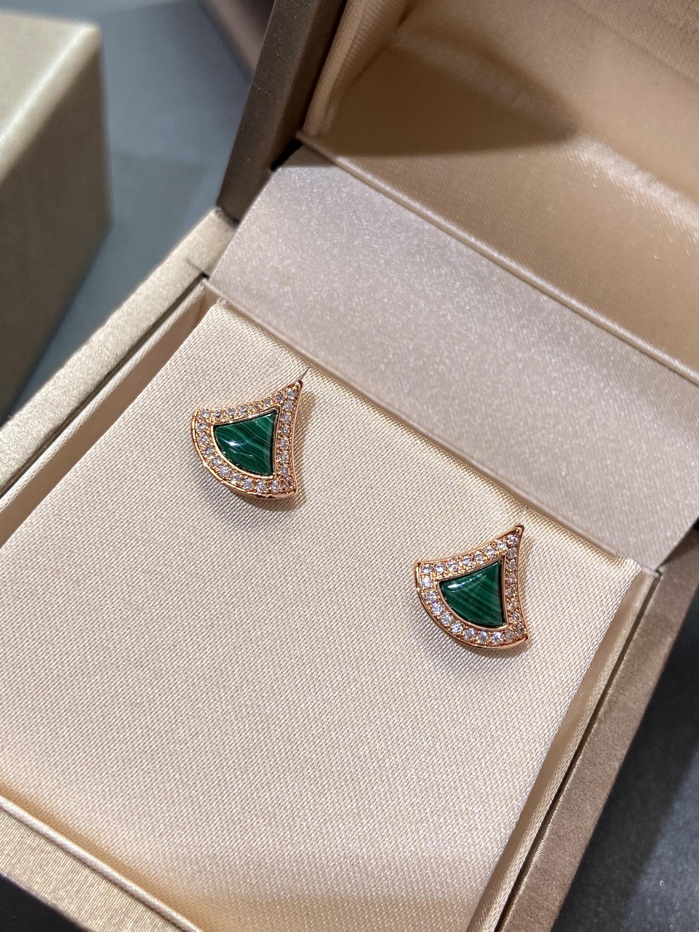 BVLGARI DIVAS DREAM EARRINGS PINK GOLD DIAMOND
