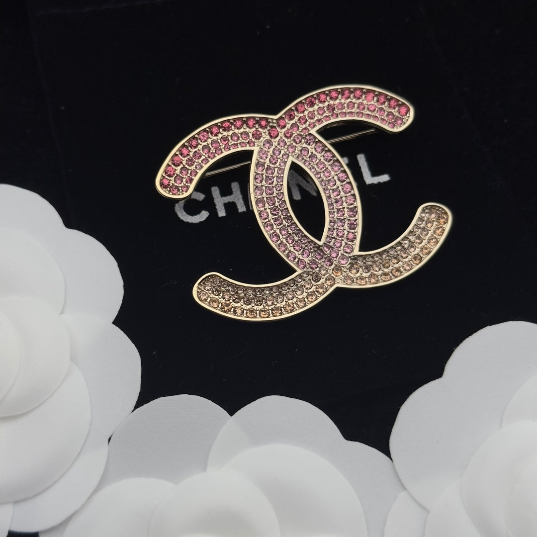 Chanel Brooch Gold 176570