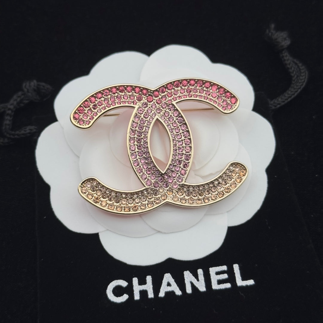 Chanel Brooch Gold 176570