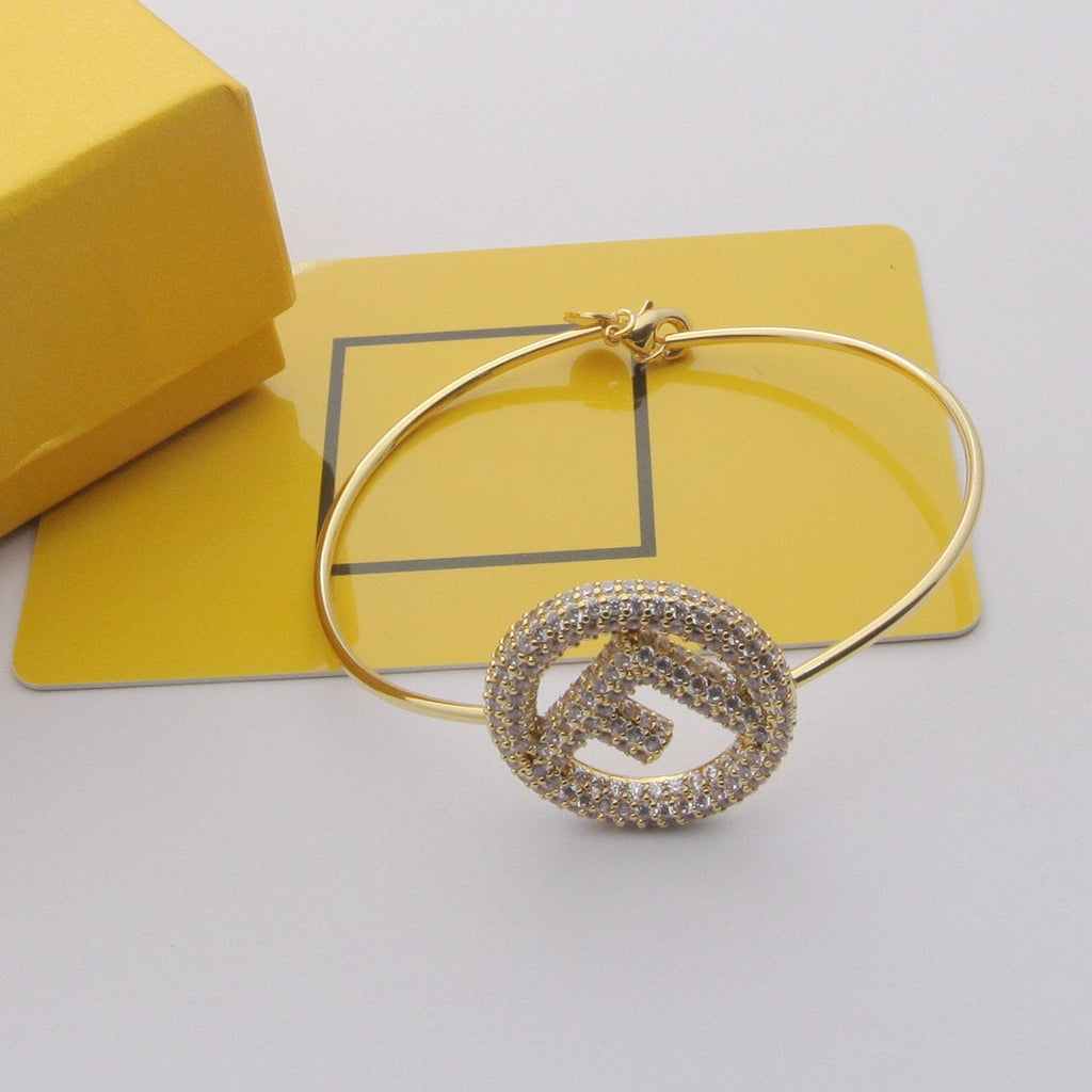 FENDI F BRACELET FULL DIAMOND