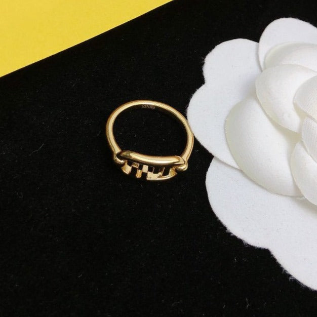 FENDI O'LOCK GOLD RING