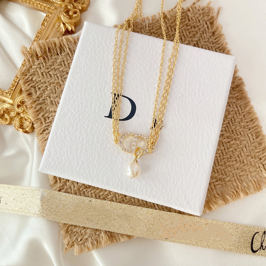 DIOR CD THREE-LAYER CHAIN CD PEARL NECKLACE