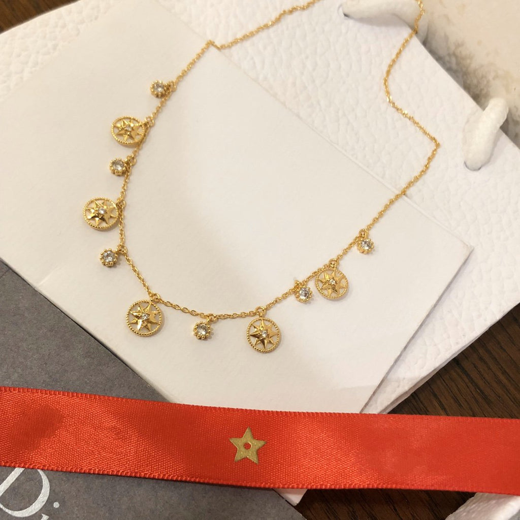 DIOR ROSE DES VENTS NECKLACE YELLOW GOLD, DIAMONDS AND MOTHER-OF-PEARL