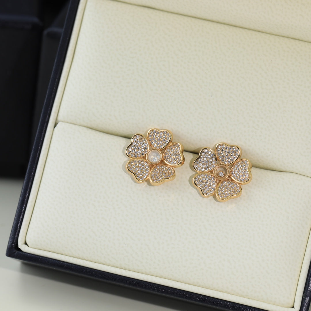 CHOPARD HAPPY HEART PINK GOLD DIAMOND EARRINGS