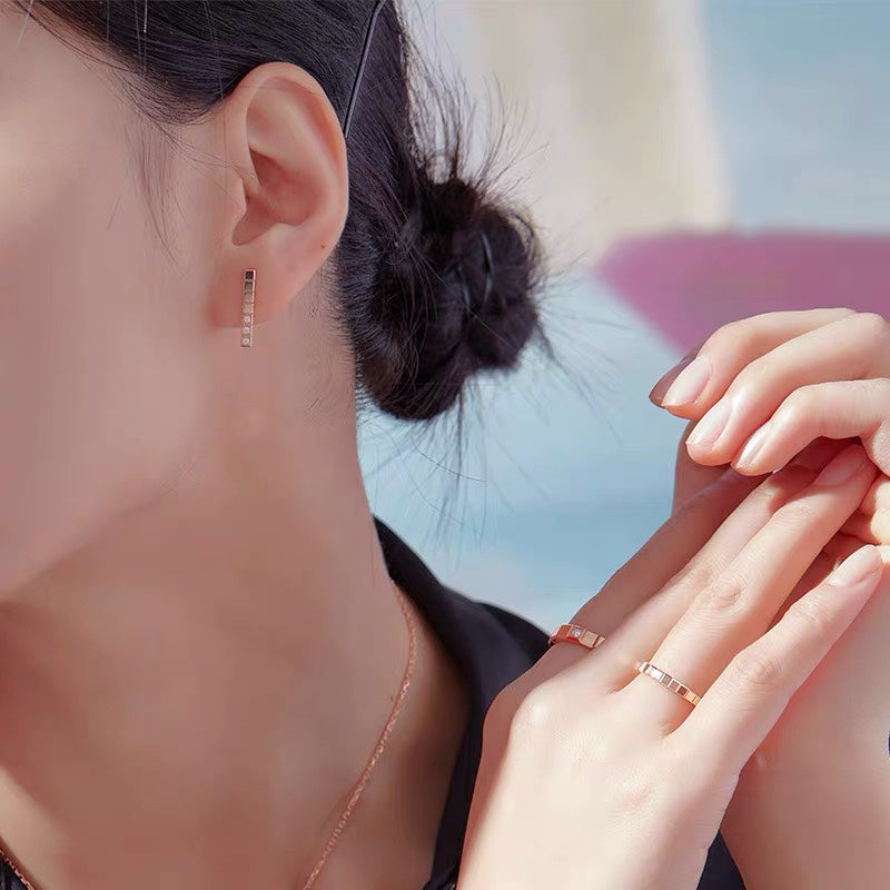 CHOPARD HAPPY HEART EARRINGS DIAMOND