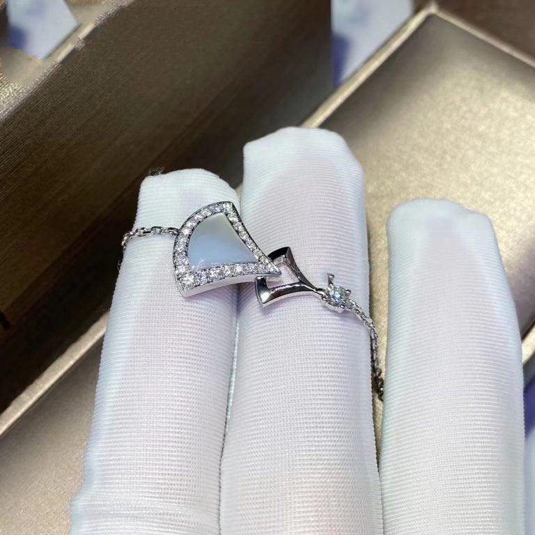 BVLGARI DREAM BRACELET WHITE MOP SILVER DIAMOND