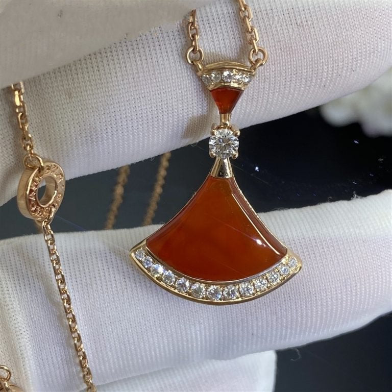 BVLGARI DREAM NECKLACE CARNELIAN DIAMOND
