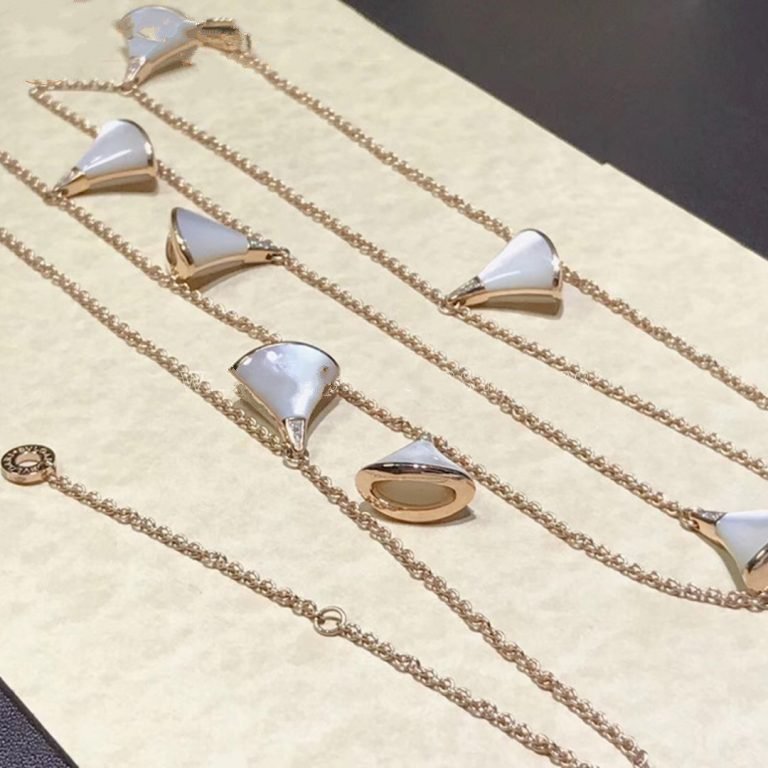 BVLGARI DREAM NECKLACE 9 MOTIF WHITE MOP PINK GOLD