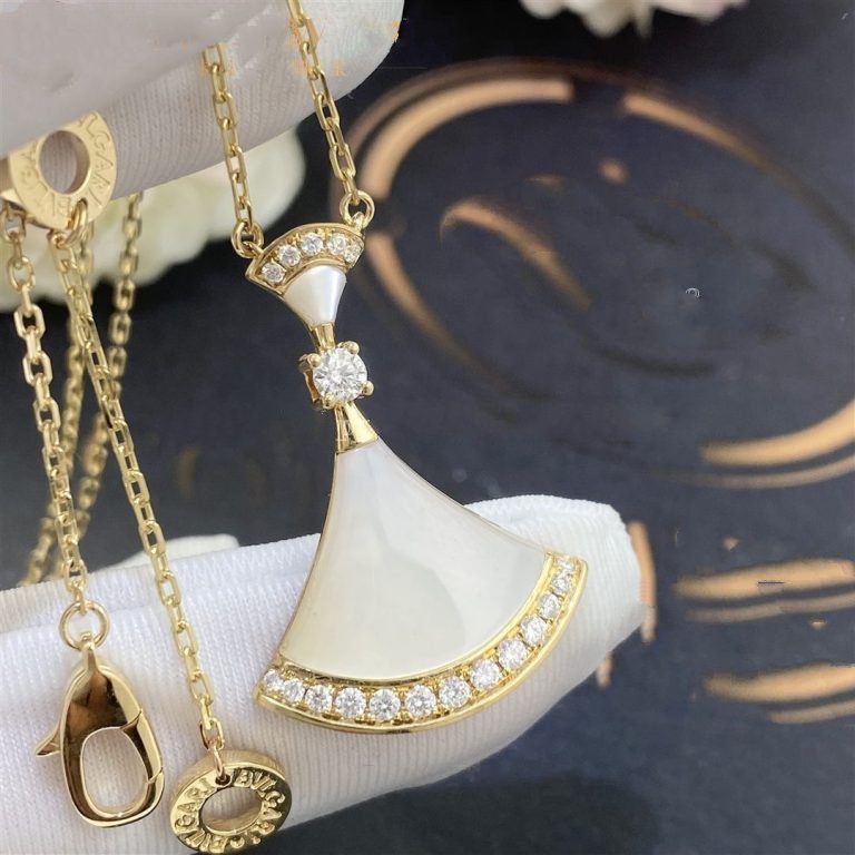 BVLGARI DREAM NECKLACE MOP GOLD DIAMOND
