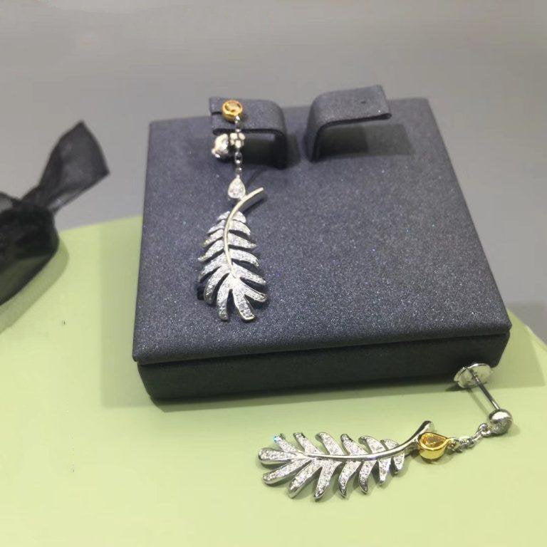 Plume De Chanel Earrings Silver Diamond