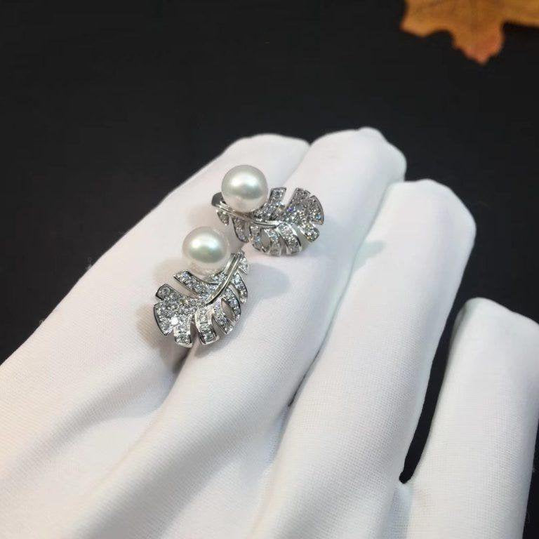 Chanel Plume De Earrings Silver Diamond Pearl