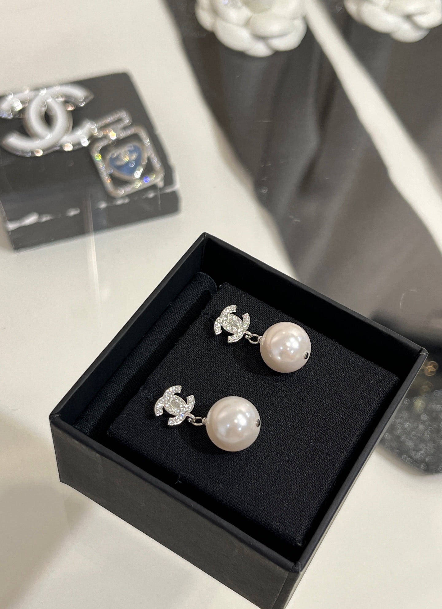 Chanel 2026 Full Diamond Double C Pearl Pendant Earrings
