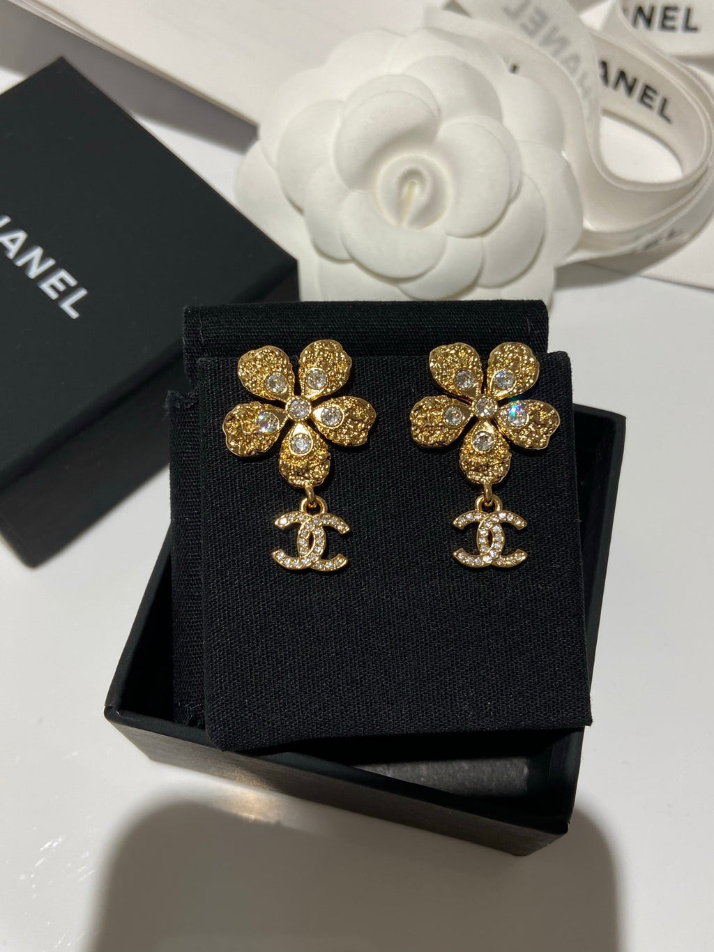 Chanel Vintage Flower Gold Diamond Earrings