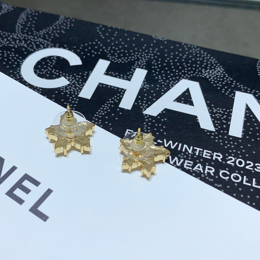 Chanel 2026 Full Diamond Double C Gold Five-Pointed Star Stud Earrings