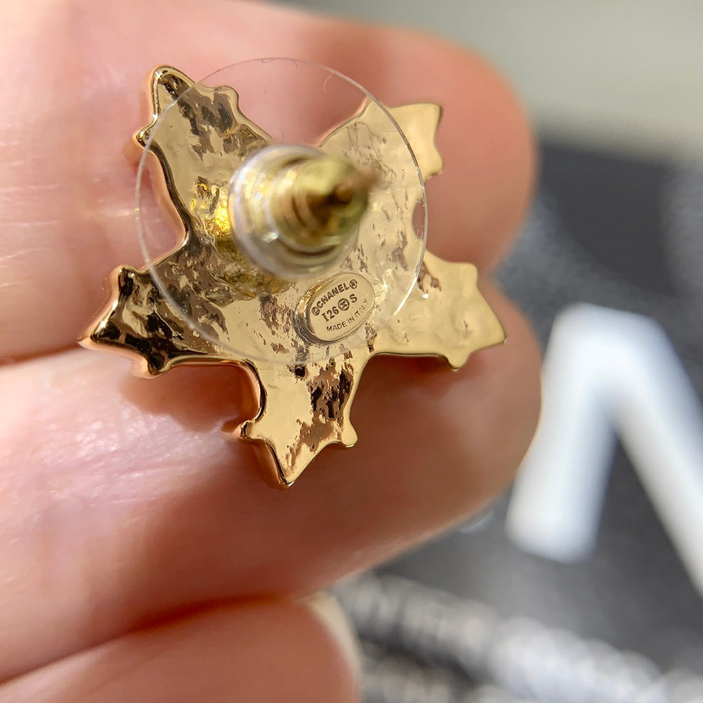 Chanel 2026 Full Diamond Double C Gold Five-Pointed Star Stud Earrings