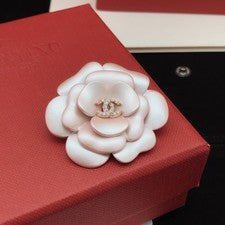 Chanel Brooch Pink 198305