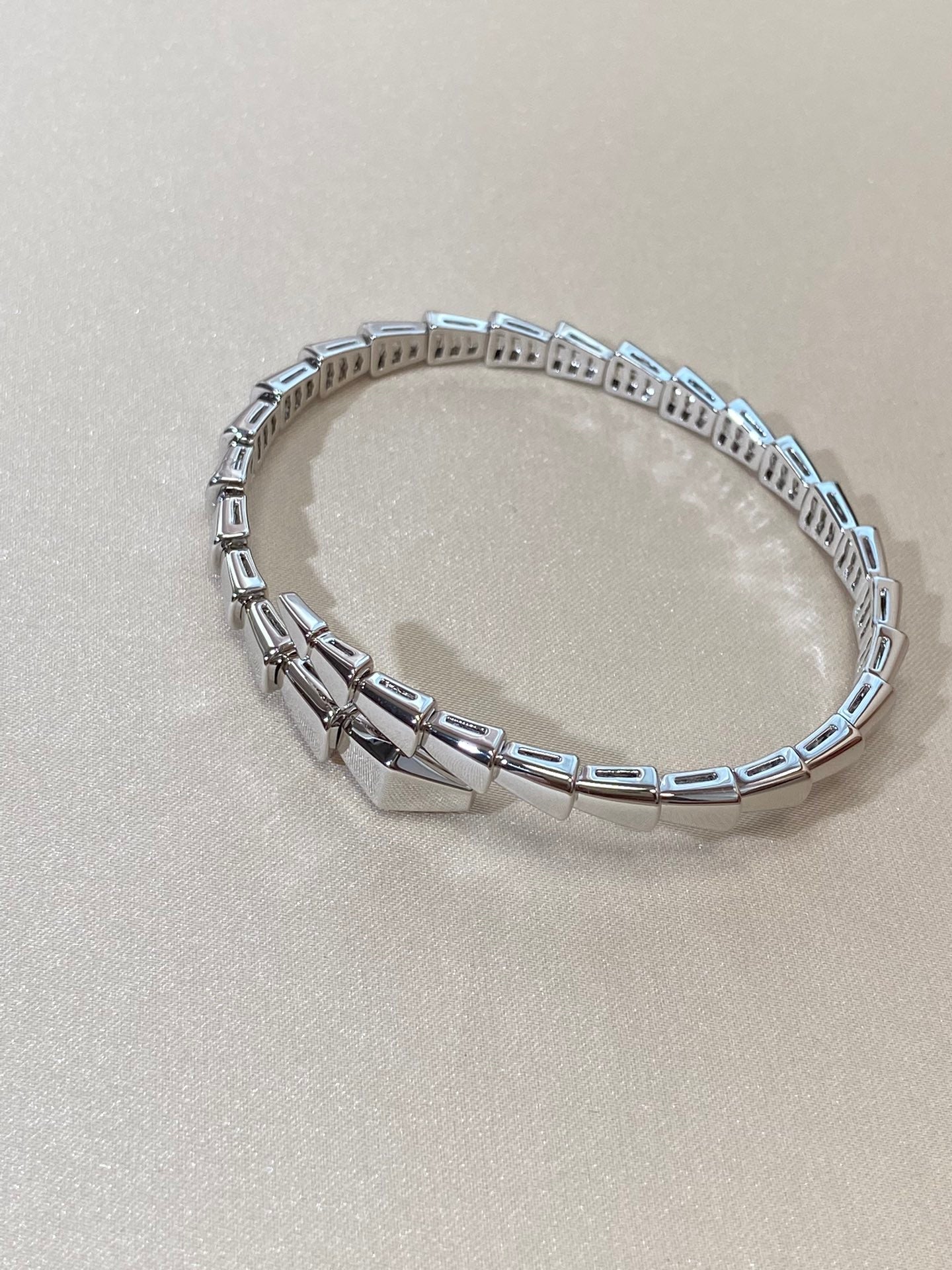 BVLGARI SERPENTI VIPER SILVER BRACELET