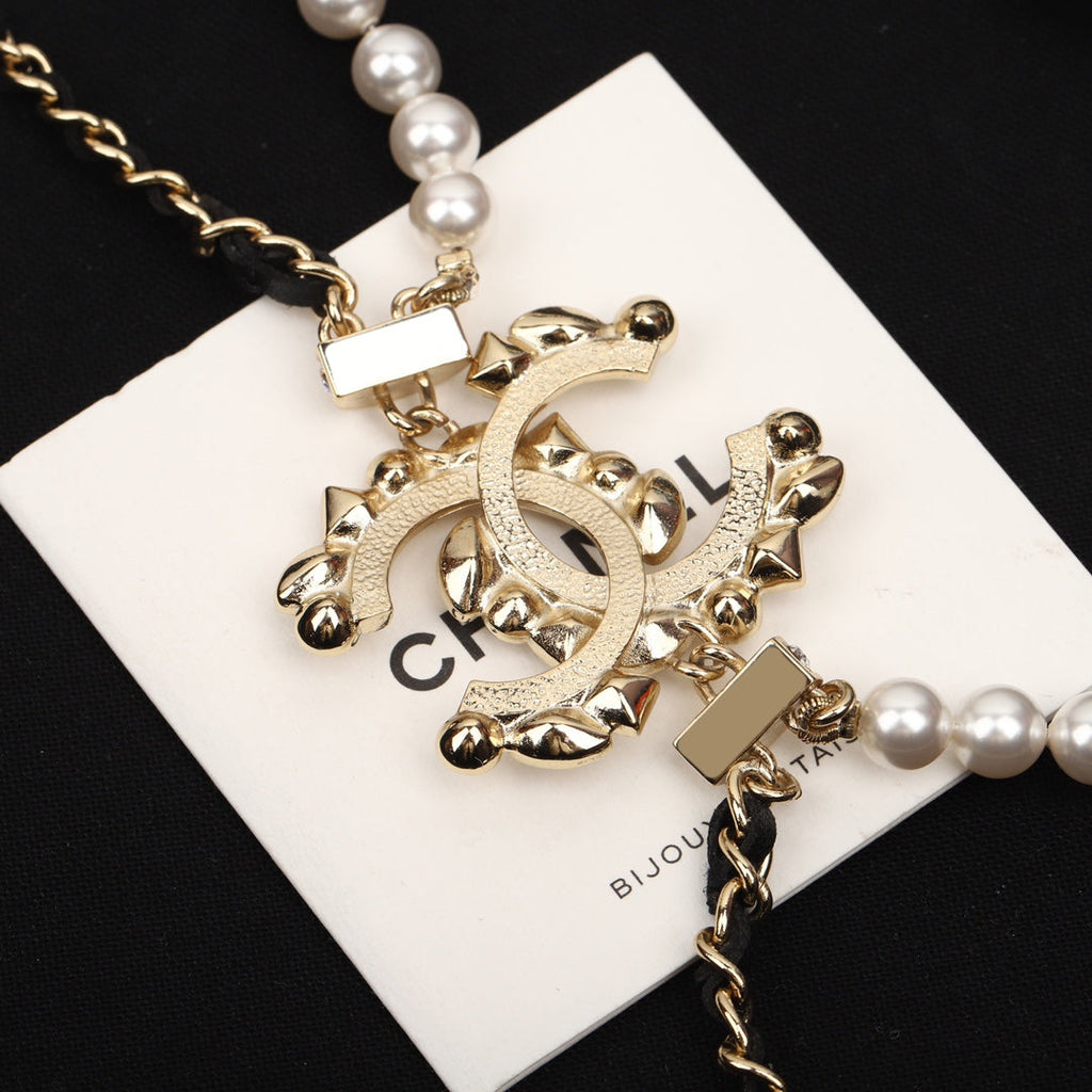 Chanel Pearls And Leather Straps Gold Necklace Type 1